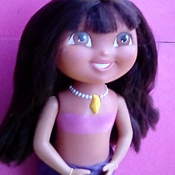 Dora Doll Mermaid 12in talking singing Sparkle & Twirl - Picture 8 of 8